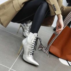 bottines talon effet croco argent