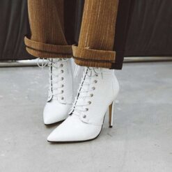 bottines talon effet croco blanc modele