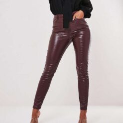 pantalon cuir effet croco rouge