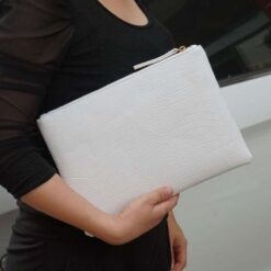 pochette effet croco blanc