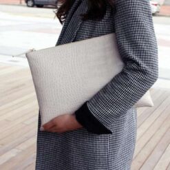 pochette femme crocodile blanc