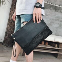 pochette noir croco