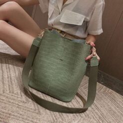sac imitation croco vert clair