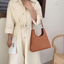 sac à main façon croco brun