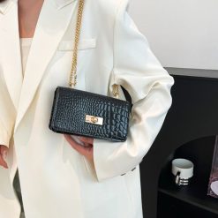 petit sac à main croco noir