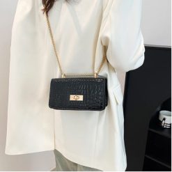 petit sac à main crocodile noir