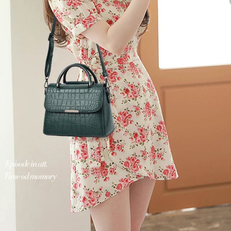 sac à main croco vert