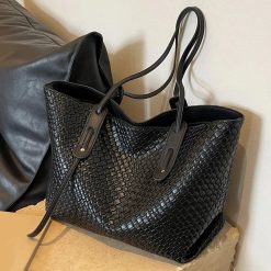 sac cabas effet croco noir