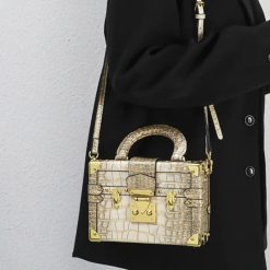 sac carré crocodile