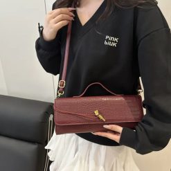 sac effet croco bordeaux
