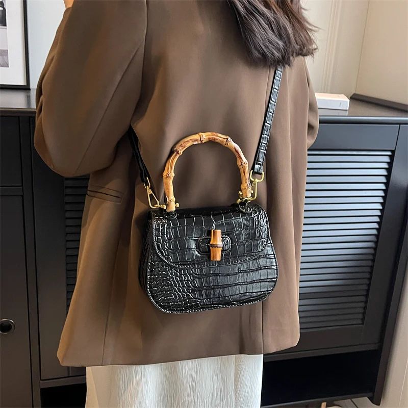 sac simili alligator